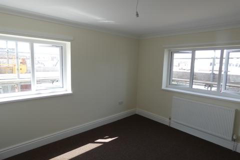 2 bedroom property to rent, 42 Warbreck Hill Road Flat C