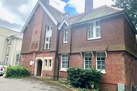 1 bedroom apartment to rent, BANISTER PARK, SOUTHAMPTON