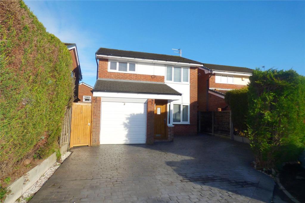 Lymington Close, Alkrington... 4 bed detached house £230,000