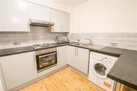 1 bedroom apartment to rent, Denside Court, Newcastle Upon Tyne
