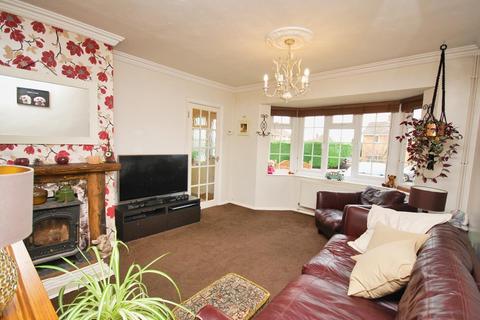 119 Hutton Drive, Hutton, Brentwood, CM13 1QN