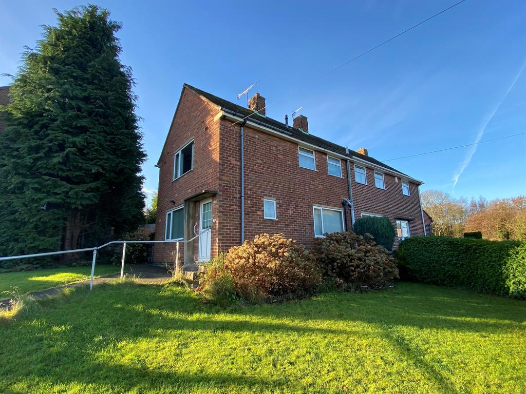 Newby Road, Newbold, Chesterfield... 2 bed semi-detached house - £600 ...