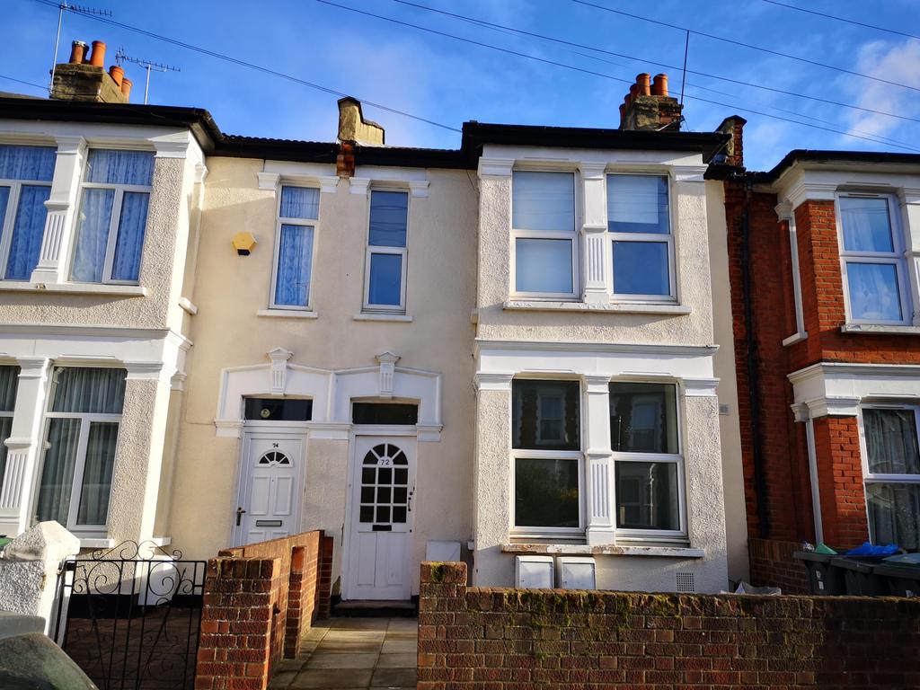 Newly decorated two bedroom garden flat