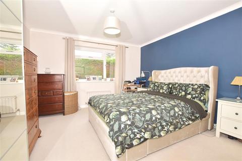 24 Uplands Road, Kenley, CR8 5EF