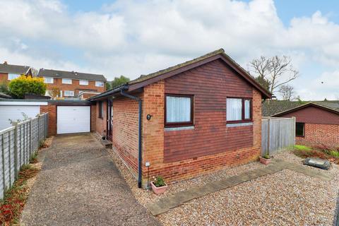 12 Cuckoo Drive, Heathfield, TN21 8AR