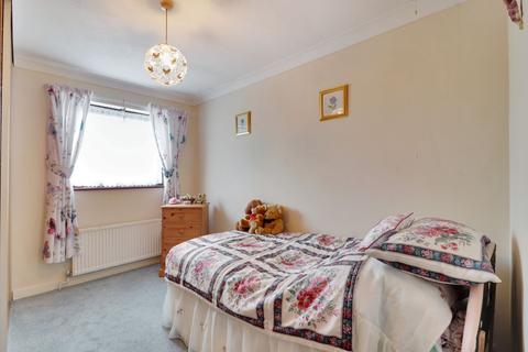 12 Cuckoo Drive, Heathfield, TN21 8AR