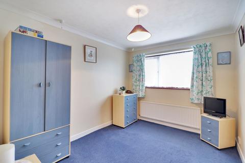 12 Cuckoo Drive, Heathfield, TN21 8AR