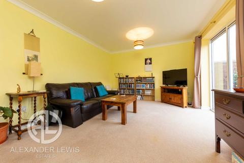 21 Oaktree Close, Letchworth Garden City, SG6 3XY