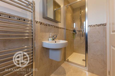 21 Oaktree Close, Letchworth Garden City, SG6 3XY