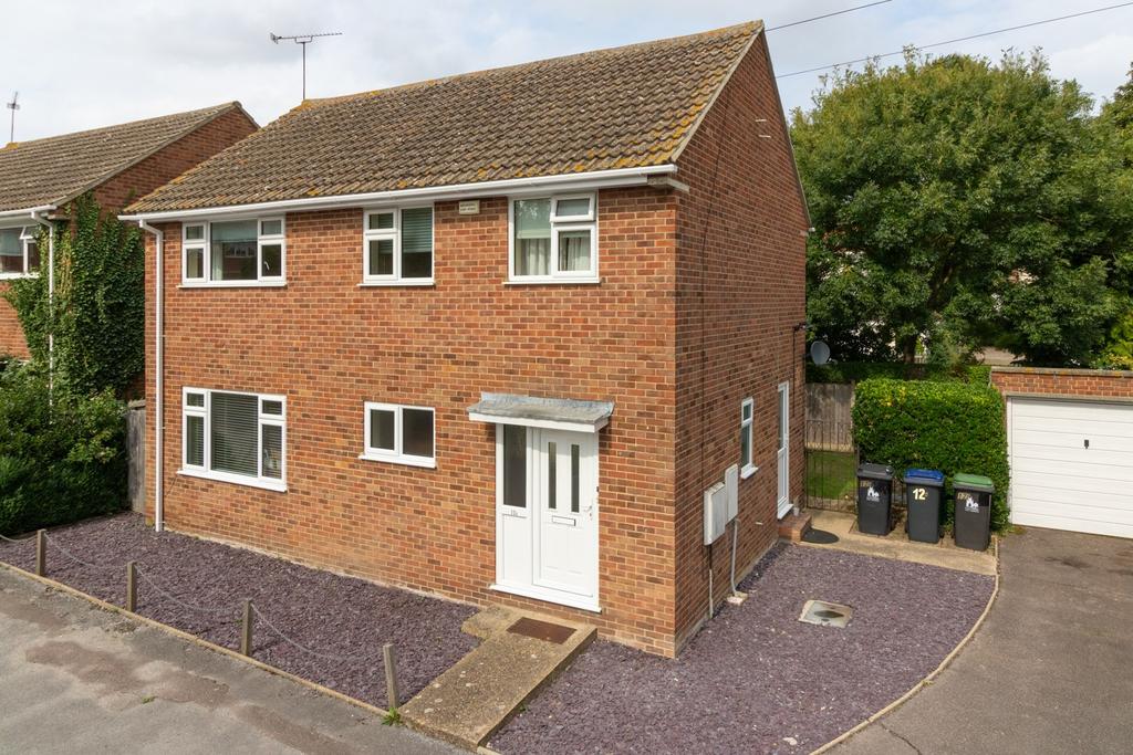 Whitehall Road, Canterbury, CT2 4 bed house £1,600 pcm (£369 pw)