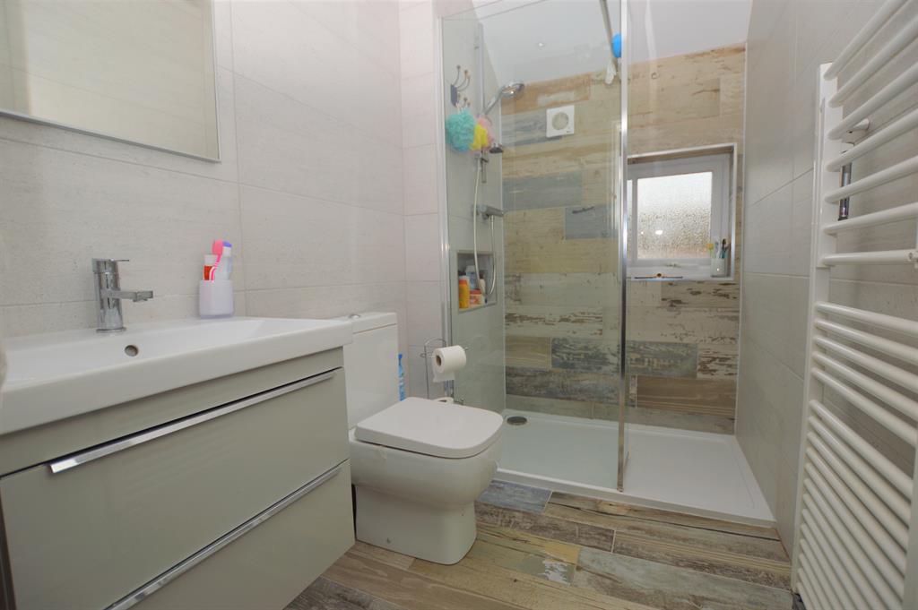 Family Shower Room