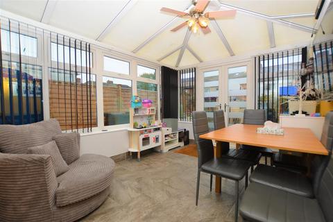 10 Devonshire Avenue, Wigston, LE18 4LP