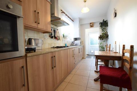 66 Warwick Road, Scunthorpe, DN16 1EZ