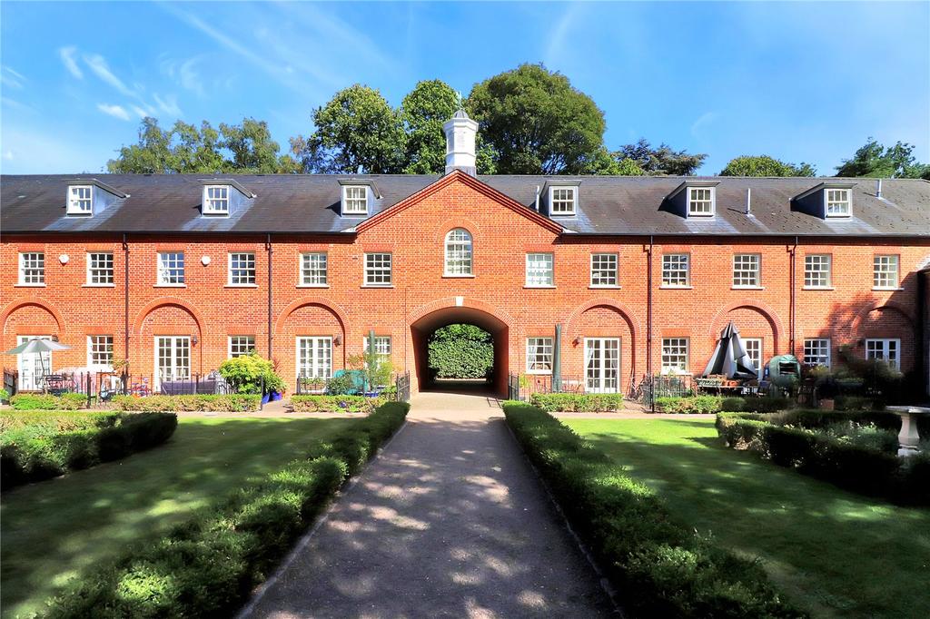 Mulberry Close, Watford, Herts, WD17 2 bed flat £399,950