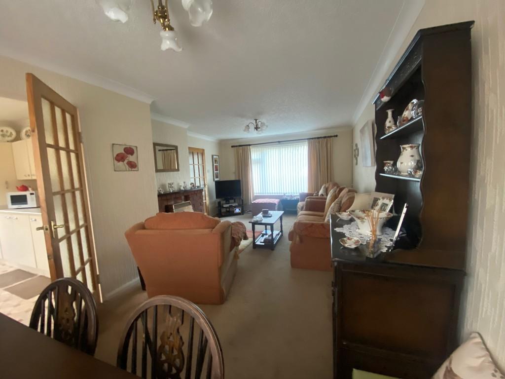 Living Dining / Room