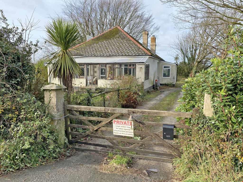 Victoria, Roche, Cornwall 3 bed detached bungalow £225,000