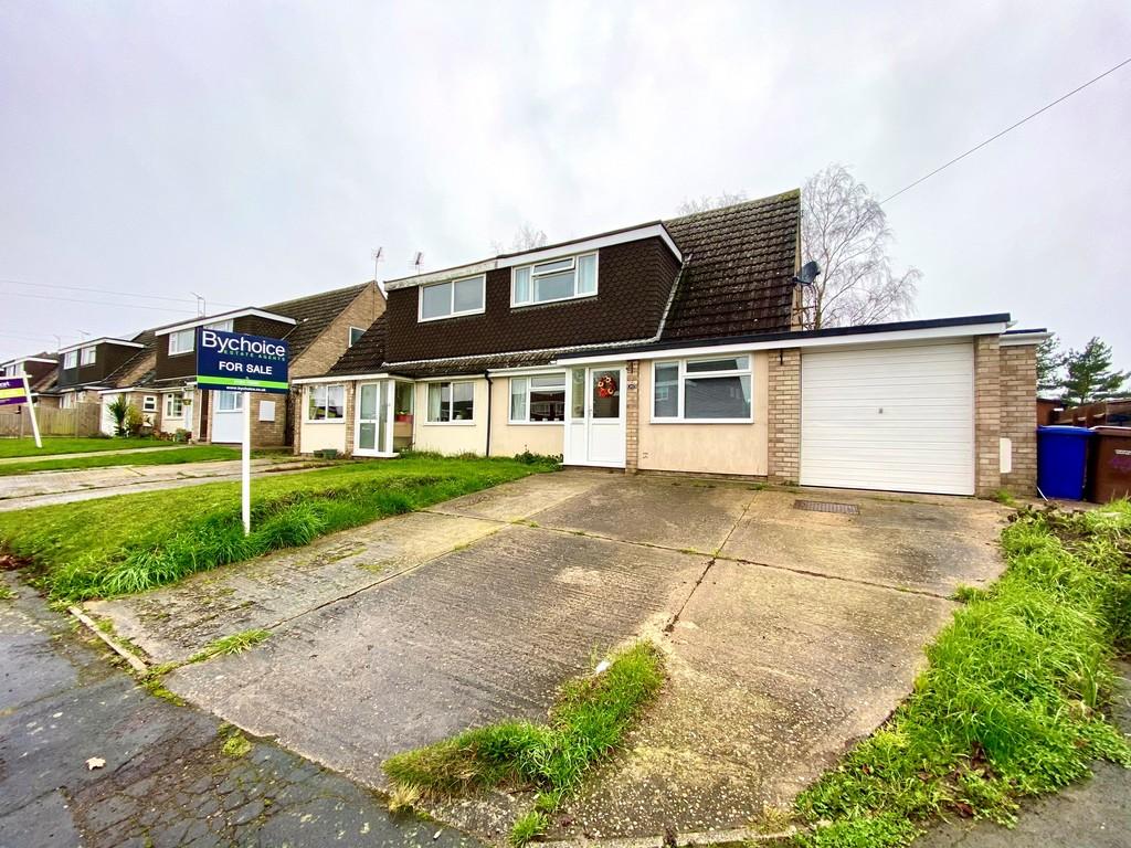 Fordhams Close, Stanton 3 bed semidetached house £240,000
