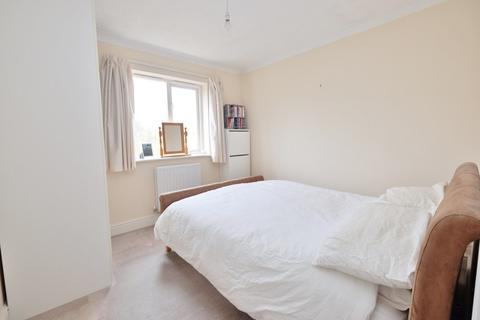 3 Squirrel Close, Orpington, BR6 8BF