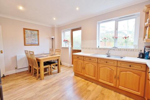 3 Squirrel Close, Orpington, BR6 8BF
