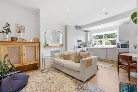 2 bedroom maisonette for sale, Hamilton Crescent, Palmers Green N13