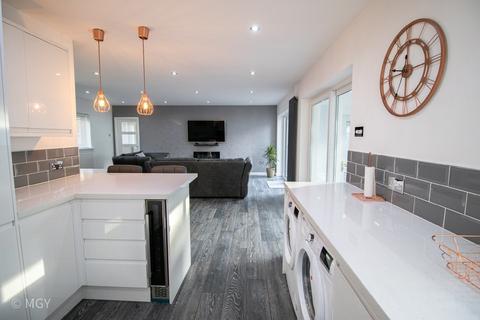 1 Cefn Coch, Radyr, Cardiff, CF15 8BJ