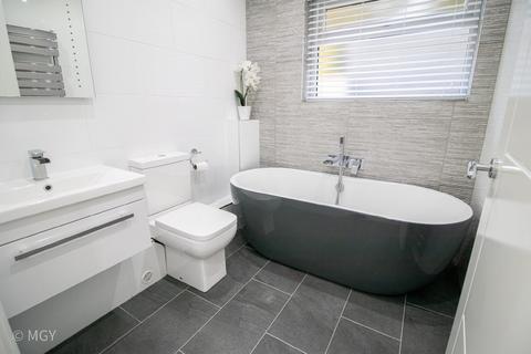 1 Cefn Coch, Radyr, Cardiff, CF15 8BJ