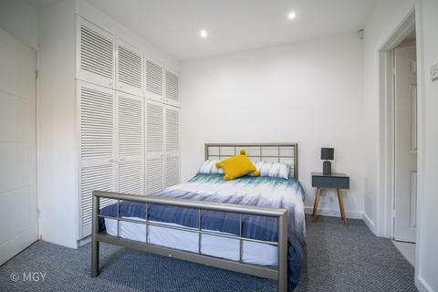 1 Cefn Coch, Radyr, Cardiff, CF15 8BJ