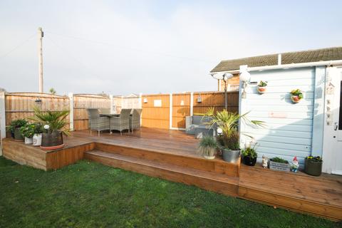 2 Anstey Close, Leigh-on-sea, SS9 5AW