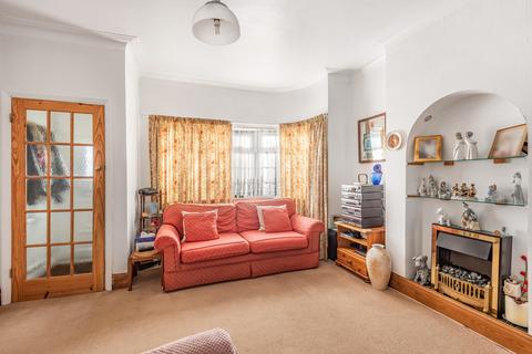 51 Fairmead Crescent, Edgware, HA8 8YH