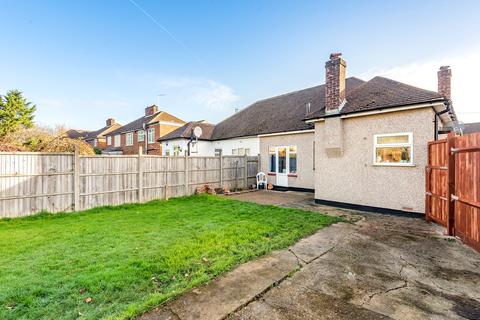 51 Fairmead Crescent, Edgware, HA8 8YH