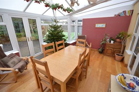 12 Edwin Avenue, Guiseley, Leeds, LS20 8QJ