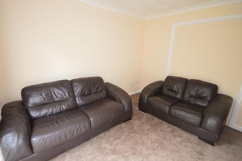 4 bedroom detached house to rent, Drew Close, Talbot Village