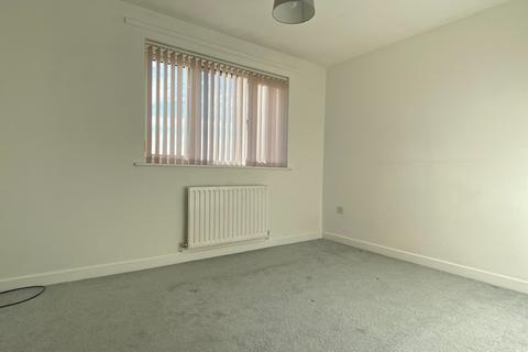 8 Chaselands, Burntwood, WS7 3UZ