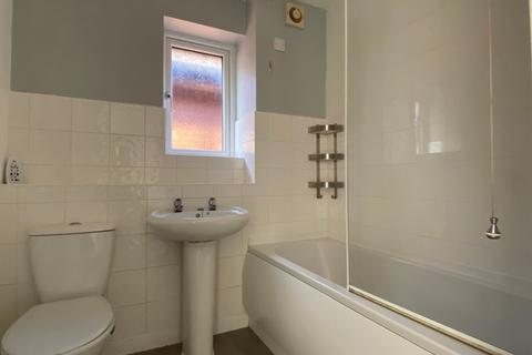 8 Chaselands, Burntwood, WS7 3UZ