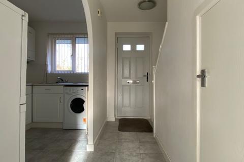 8 Chaselands, Burntwood, WS7 3UZ