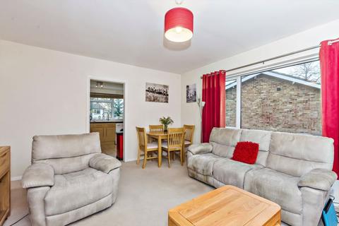 5 Hulsewood Close, Dartford, DA2 7AD