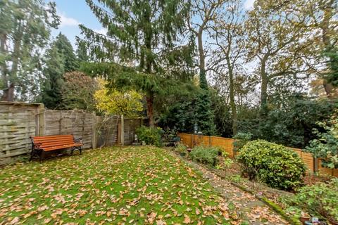 5 Hulsewood Close, Dartford, DA2 7AD