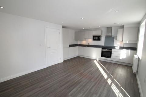 2 bedroom apartment for sale, Albany Court, Leigh-On-Sea