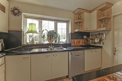 4a Ditton Road, Datchet, Slough, SL3 9LR
