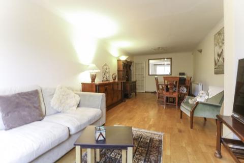 4a Ditton Road, Datchet, Slough, SL3 9LR