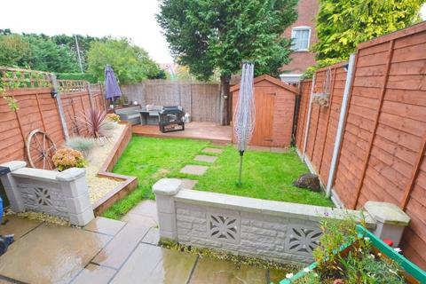 35 Layham Drive, Luton, LU2 9SY