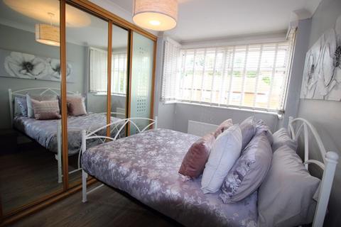 105 Milton Road, Caterham, CR3 5JJ