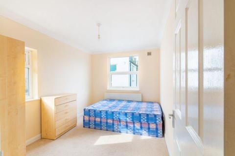 79 Maple Road, London, SE20 8LN