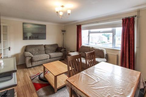 99 Dacre Crescent, Aveley, South Ockendon, RM15 4TT