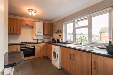 99 Dacre Crescent, Aveley, South Ockendon, RM15 4TT