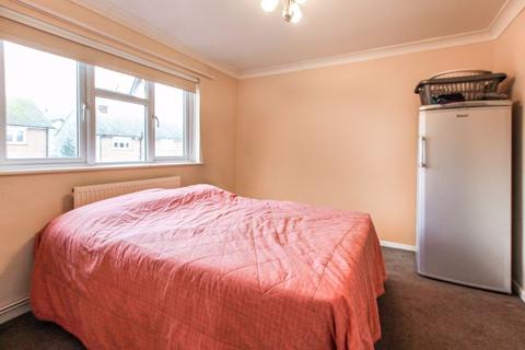 99 Dacre Crescent, Aveley, South Ockendon, RM15 4TT