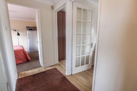99 Dacre Crescent, Aveley, South Ockendon, RM15 4TT