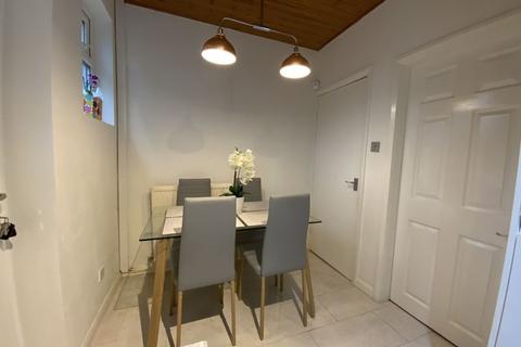 47 Back Bower Lane, Hyde, SK14 5NS