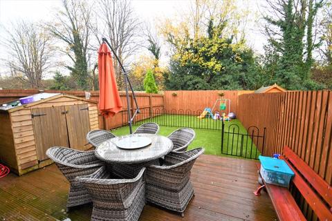 20 Chesterfield Close, Eccles, Manchester, M30 8EJ