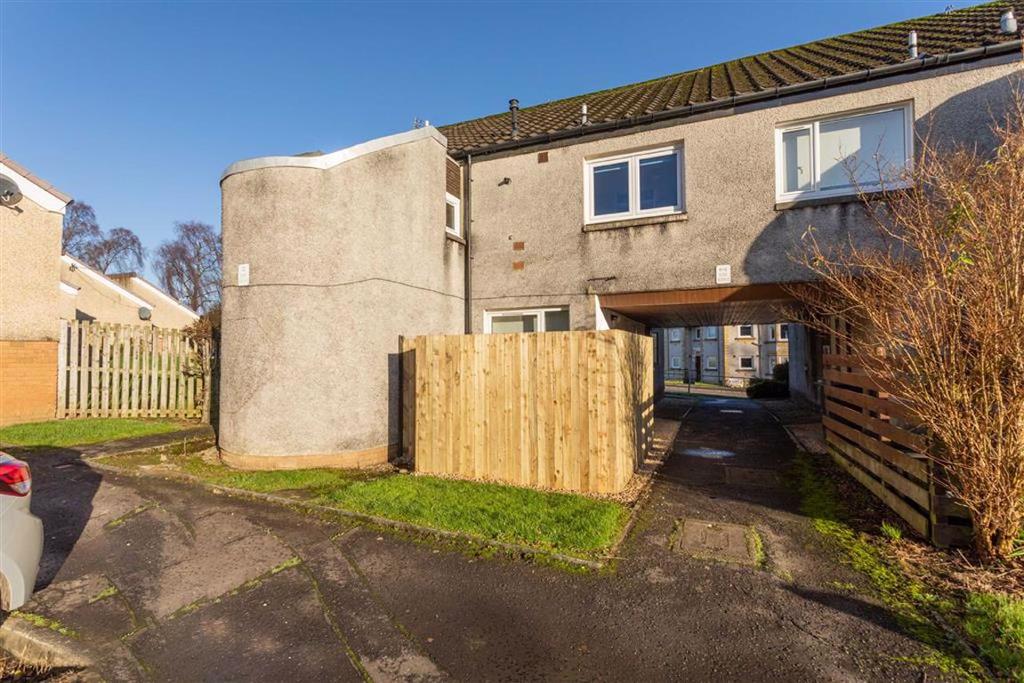 Park Avenue, Milngavie 1 bed flat for sale £89,999